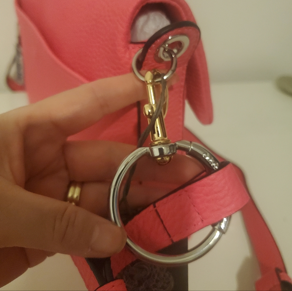 Vince Camuto BNWT Leather Neon Fuschia Handbag - Picture 8 of 14